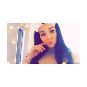 Meet your Posher, Courtney